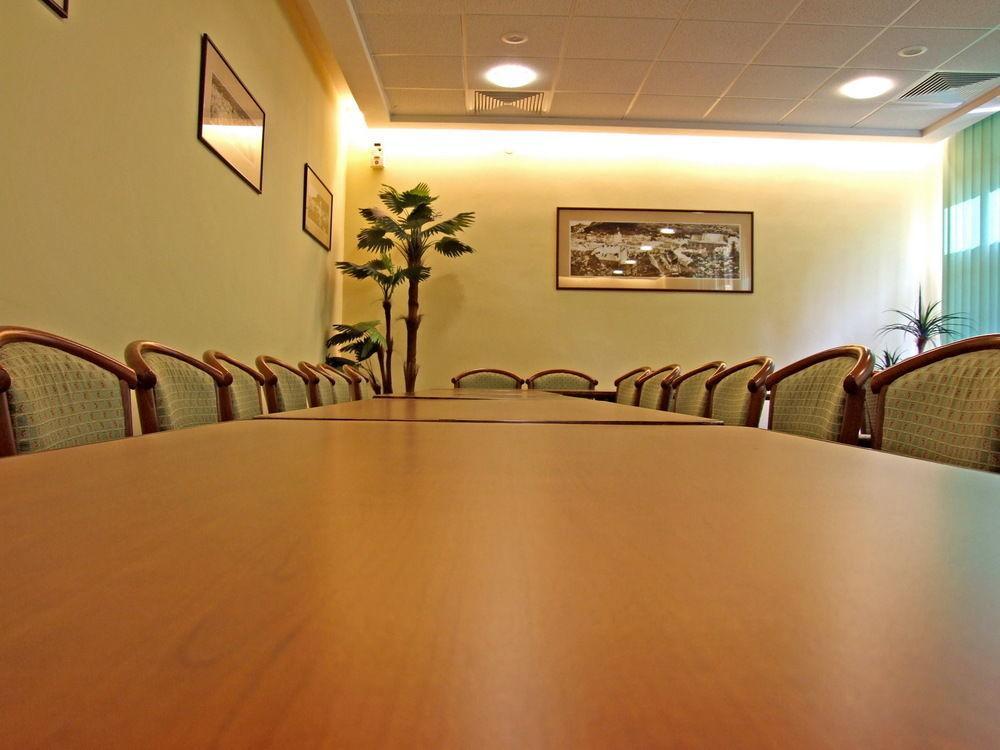 Hotel בראשוב מראה חיצוני תמונה
