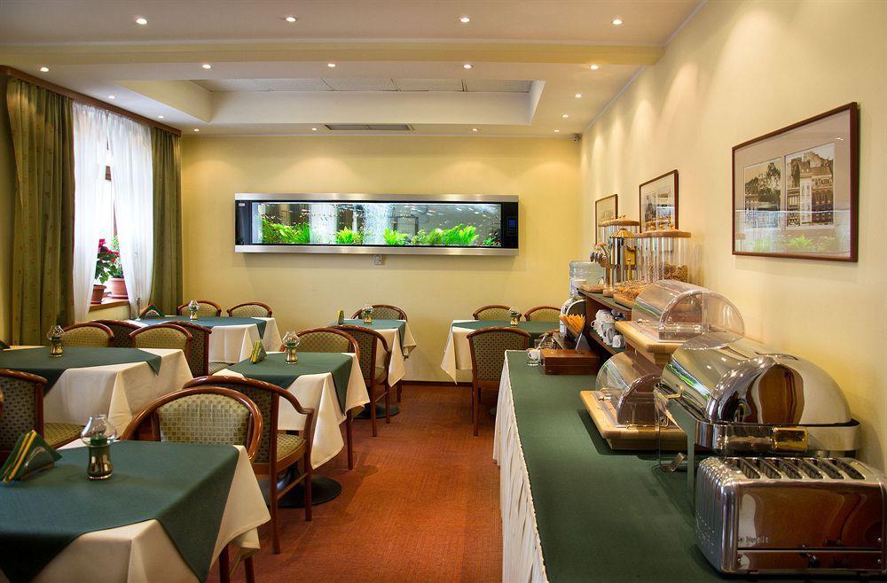 Hotel בראשוב מראה חיצוני תמונה