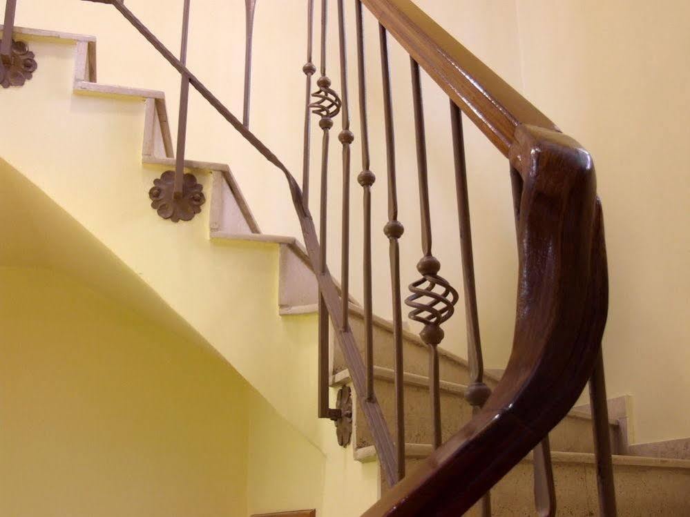 Hotel בראשוב מראה חיצוני תמונה