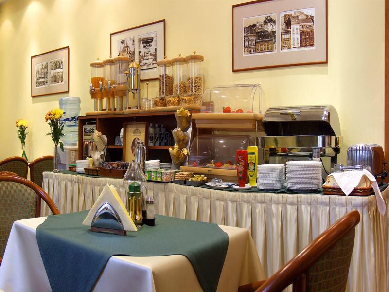 Hotel בראשוב מראה חיצוני תמונה