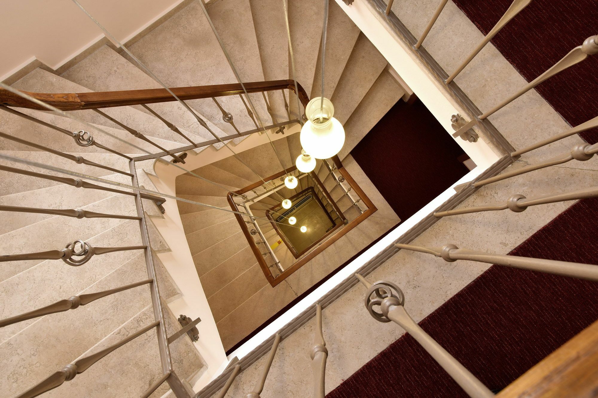 Hotel בראשוב מראה חיצוני תמונה